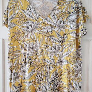Happy yellow v-neck tee with cap sleeves